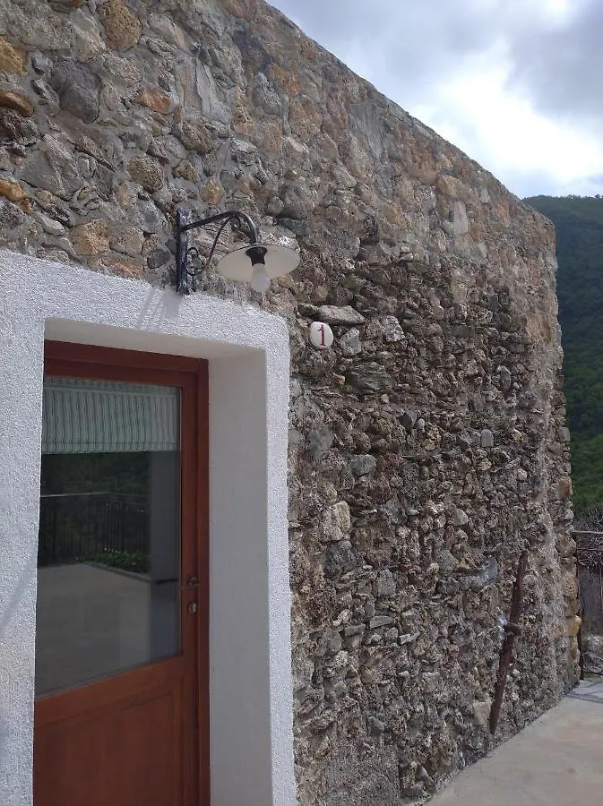 Séjour à la ferme Agriturismo Le Case Rotte Balestrino