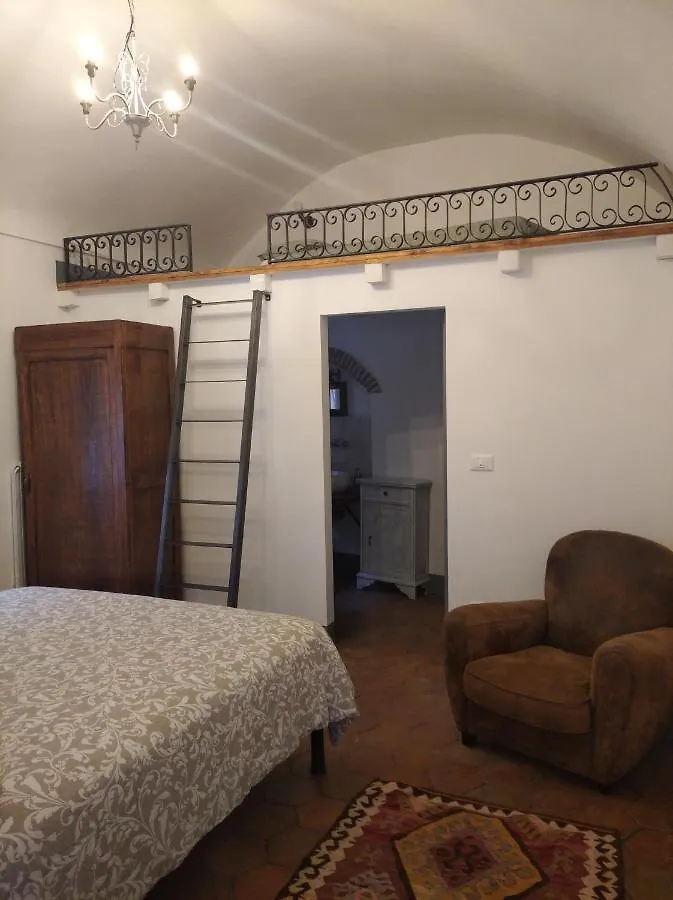 Agriturismo Le Case Rotte Balestrino Bauernhof