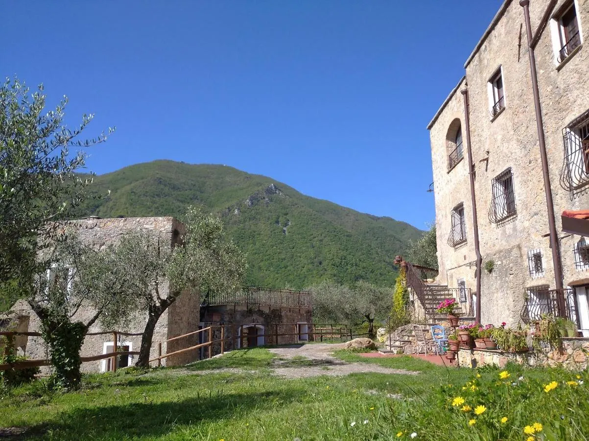 Farm stay Agriturismo Le Case Rotte Balestrino