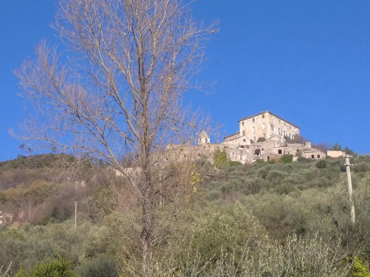 Farm stay Agriturismo Le Case Rotte Balestrino