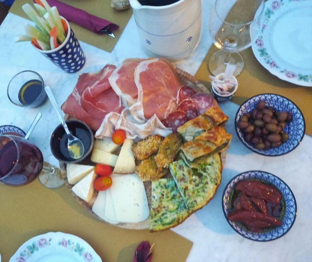 Farm stay Agriturismo Le Case Rotte Balestrino Italy