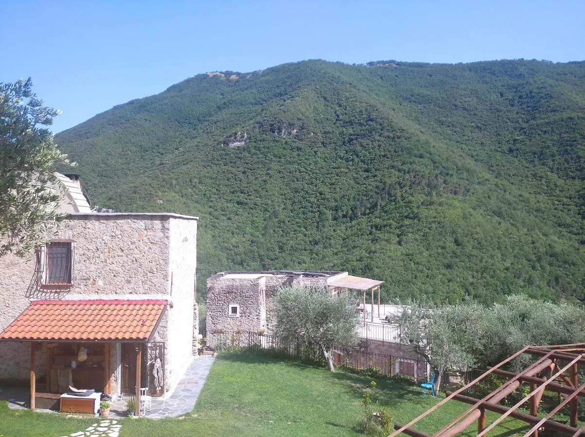 Agriturismo Le Case Rotte Balestrino 0*,  Italy